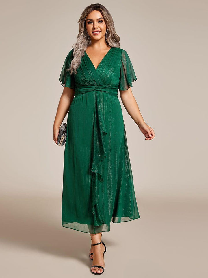pretty OPAHL|Plus Size Glitter Short Sleeve A-Line Midi Wedding Guest Dress with Ruffled Hem