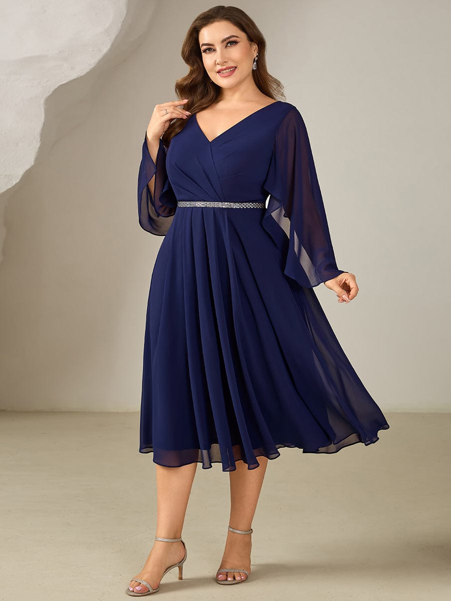 ever WYNN|Plus Size V-Neck Chiffon Wedding Guest Dress
