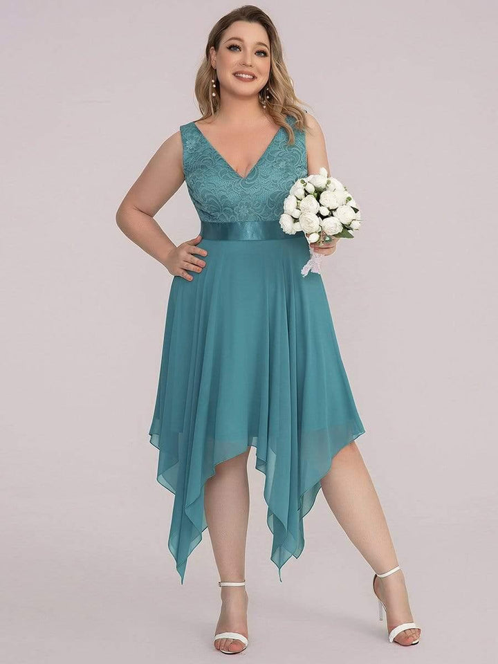 pretty COSTA|Plus Size Stunning V Neck Lace & Chiffon Prom Dress for Women (Final Sale)
