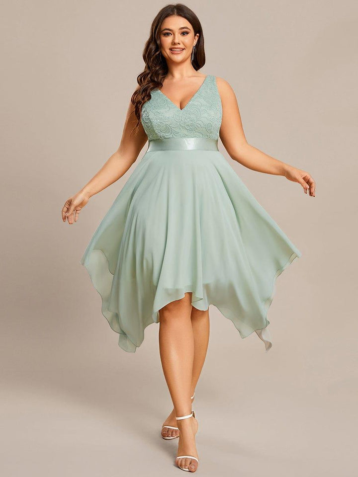 pretty COSTA|Plus Size Stunning V Neck Lace & Chiffon Prom Dress for Women (Final Sale)
