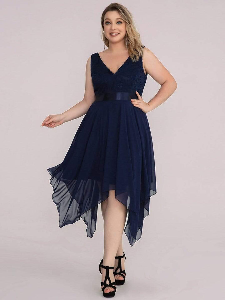 pretty COSTA|Plus Size Stunning V Neck Lace & Chiffon Prom Dress for Women (Final Sale)