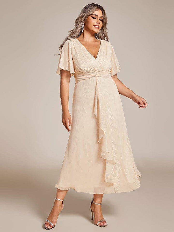 pretty OPAHL|Plus Size Glitter Short Sleeve A-Line Midi Wedding Guest Dress with Ruffled Hem